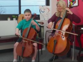 13-year-old uses 3D printer to help teen with nerve disease play the cello